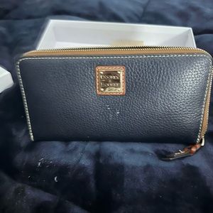 Dooney& Bourke Navy zip around wallet